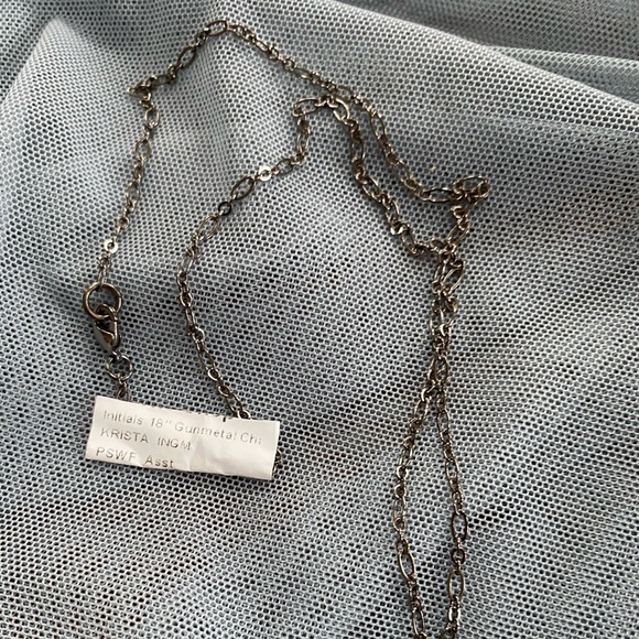 Neckless - Picture 2 of 4